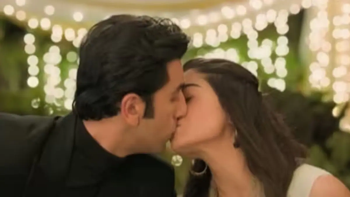 The "Kiss" That Isn't Quite a Kiss | Understanding Allogrooming